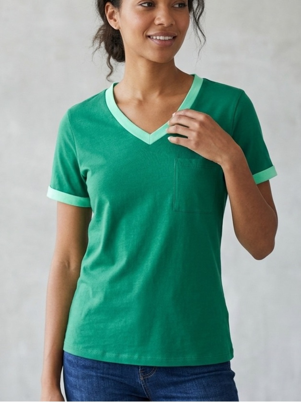 Fantaslook Green V-Neck Tee Pocket Women’s Small Kelly Green Stretch Summer